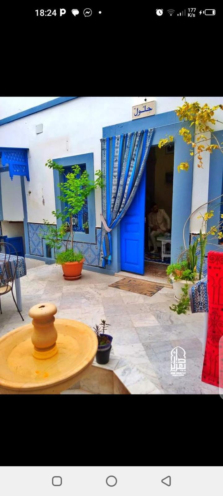 Dar Baaziz Iii *